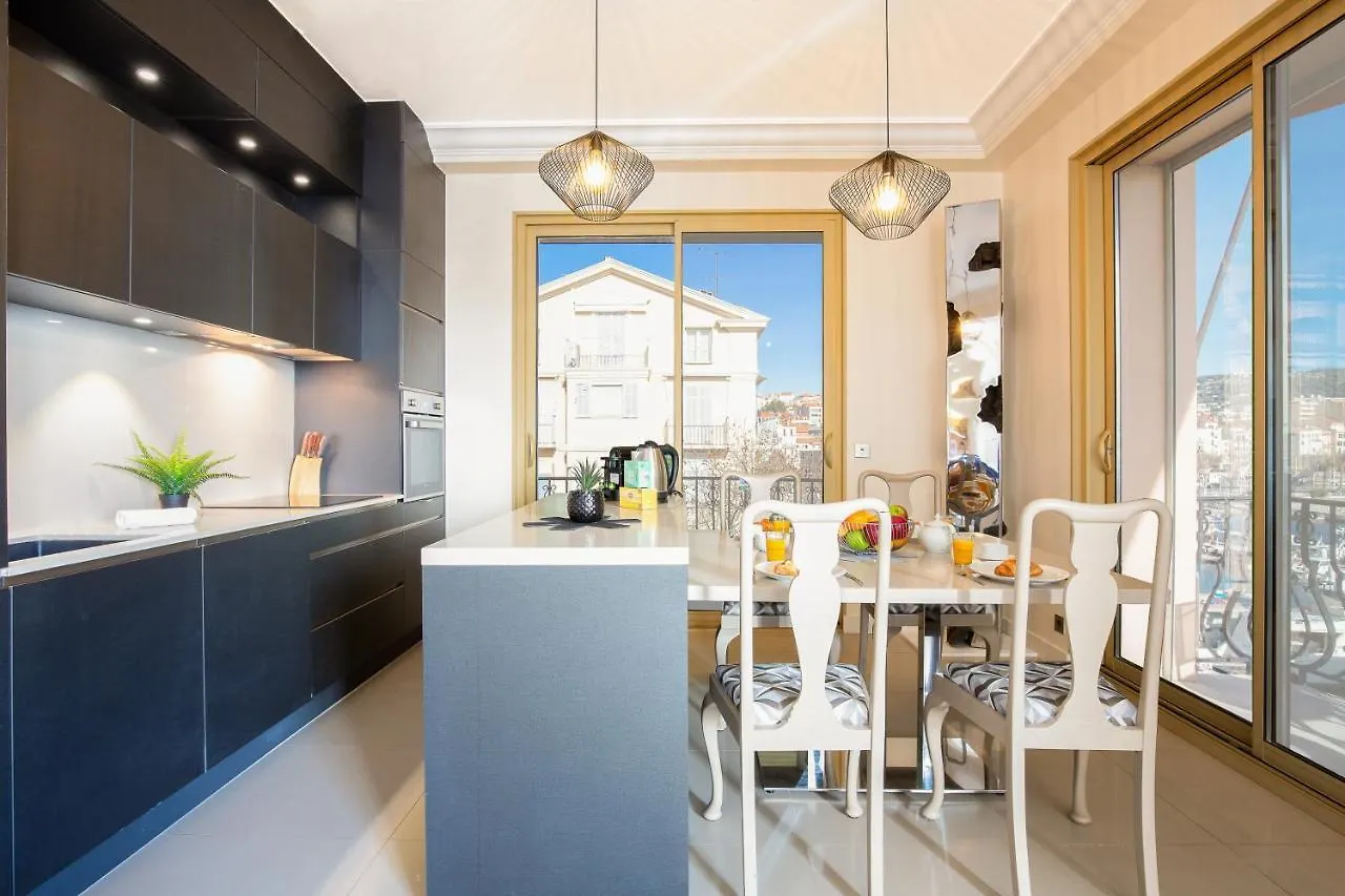Apartment Darxia -Cannes Vieux Port Frankreich